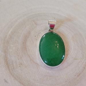 Pendentif jade 