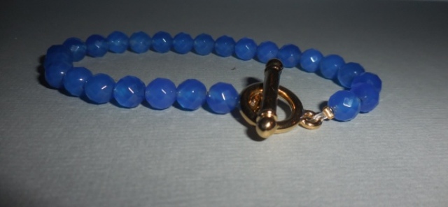 Bracelet agate bleue perles facettes 6 mm
