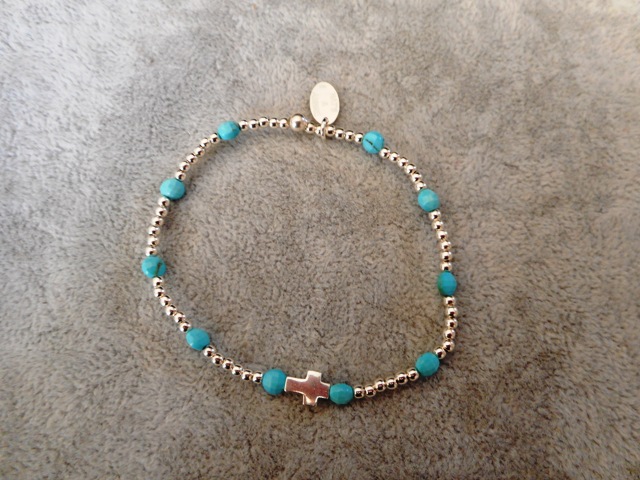 Bracelet turquoise perles 2 mm croix argent 925