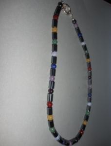 collier hématite tubes perles 7 chakras