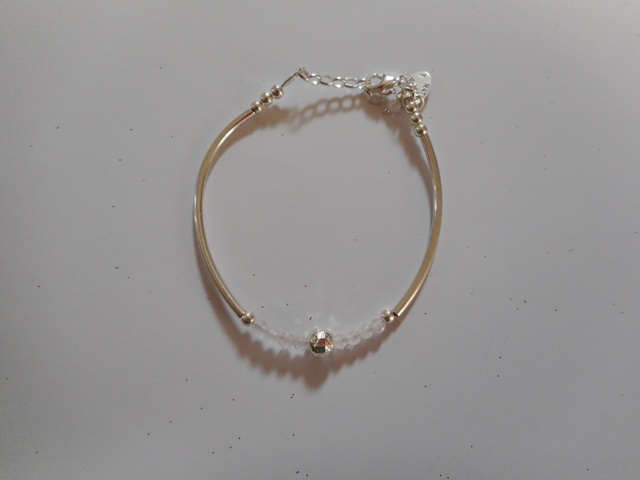 Bracelet demi-jonc quartz rose 