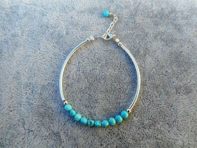 Bracelet demi-jonc turquoise 